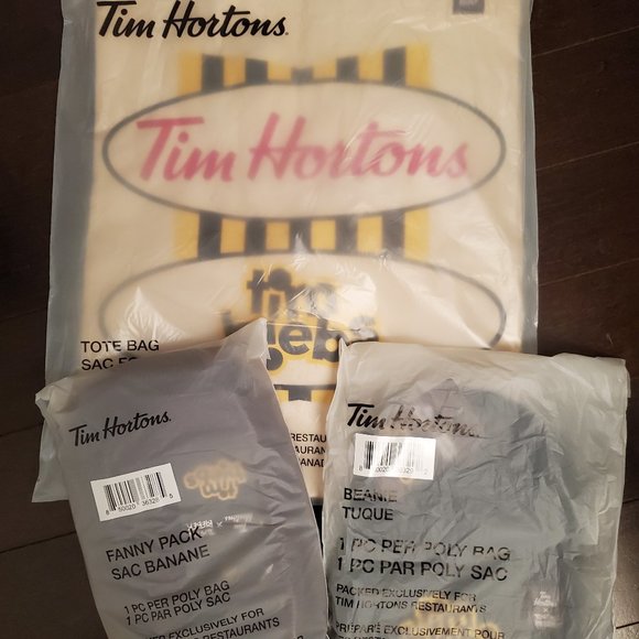 Justin Bieber Limited Edition Collection from Tim Horton's Canada - Picture 1 of 5